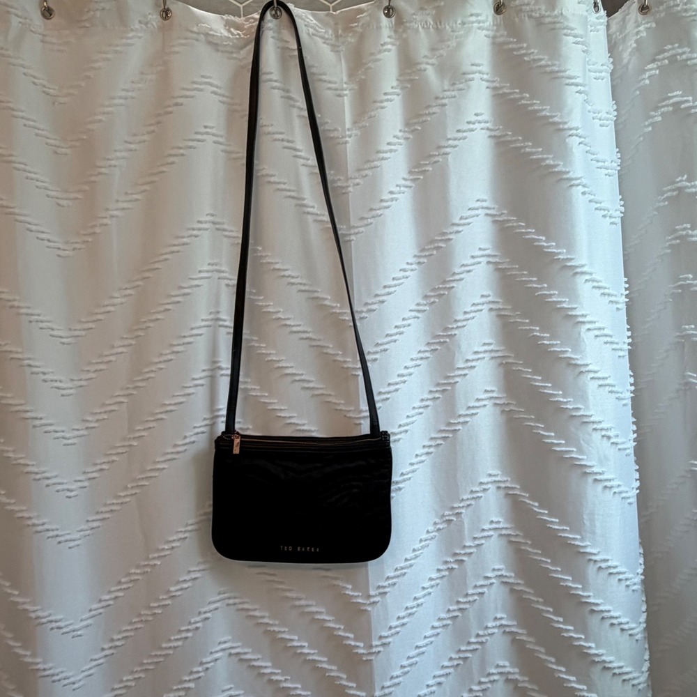 Ted Baker Black Satin Quilted Bow Crossbody Bag Gold Hardware Zip Shoulder Purse